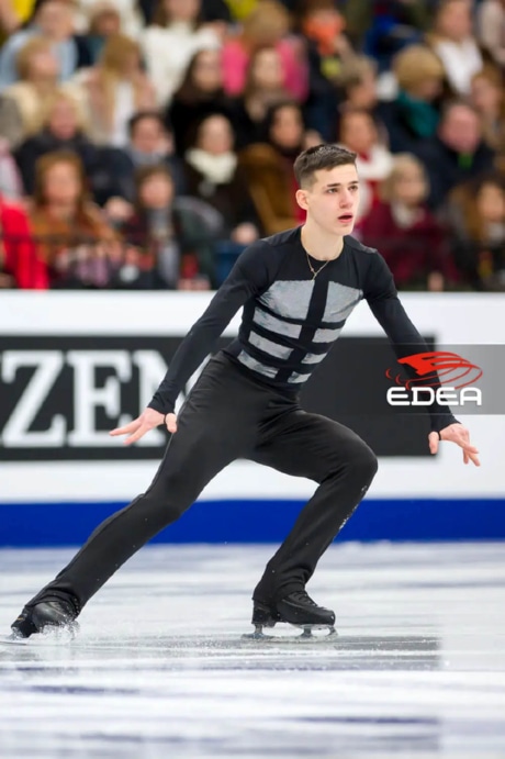 Ice Gallery Skates U.S.